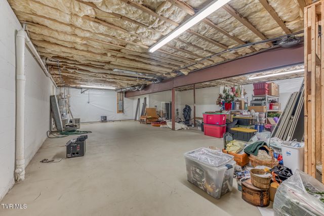 202 Hidden Forest Court, Jonesborough, TN 37659