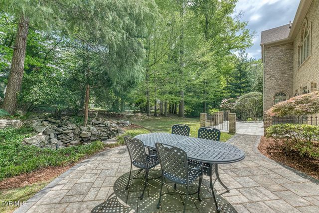 202 Hidden Forest Court, Jonesborough, TN 37659