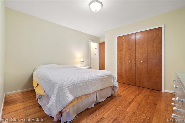 6586 Pontiac Lake Road 1, Waterford Charter Township, MI 48327