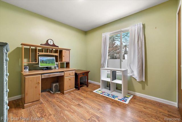 6586 Pontiac Lake Road 1, Waterford Charter Township, MI 48327