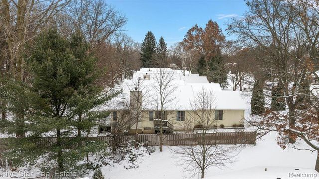 6586 Pontiac Lake Road 1, Waterford Charter Township, MI 48327