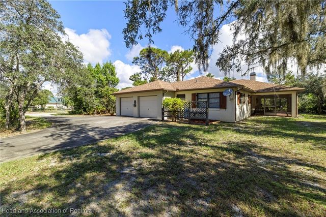 3136 Jerome Avenue, Lake Placid, FL 33852