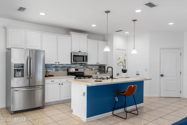 11567 SYCAMORE COVE Lane, Jacksonville, FL 32218