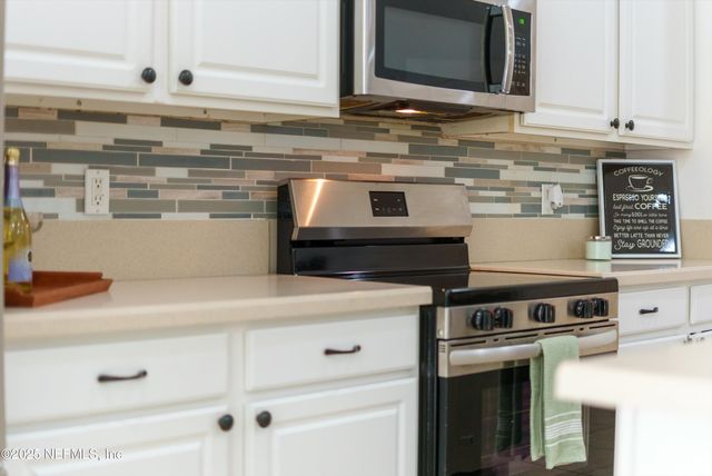 11567 SYCAMORE COVE Lane, Jacksonville, FL 32218