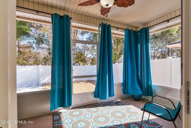 11567 SYCAMORE COVE Lane, Jacksonville, FL 32218