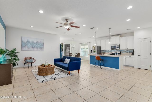 11567 SYCAMORE COVE Lane, Jacksonville, FL 32218