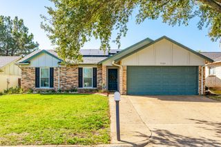 7329 Southridge Trail, Fort Worth, TX 76133