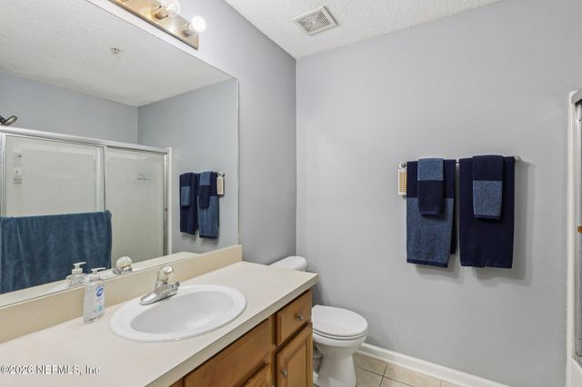 4240 MIGRATION Drive 6, Jacksonville, FL 32257