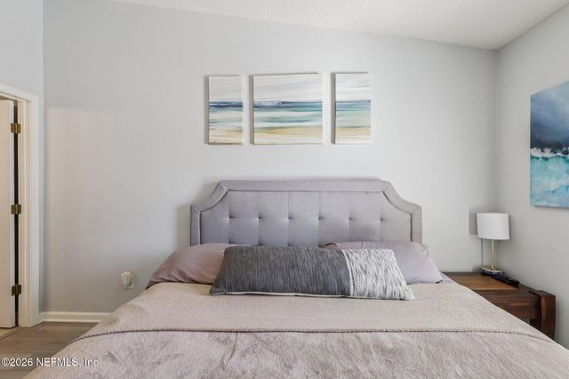 4240 MIGRATION Drive 6, Jacksonville, FL 32257