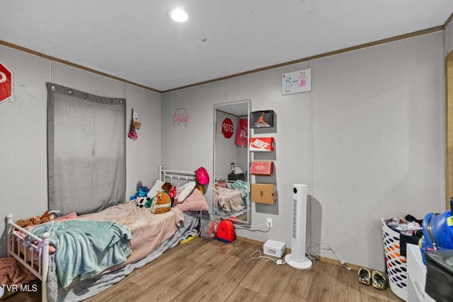 612 Grassy Valley Road, Whitesburg, TN 37891