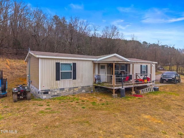 612 Grassy Valley Road, Whitesburg, TN 37891