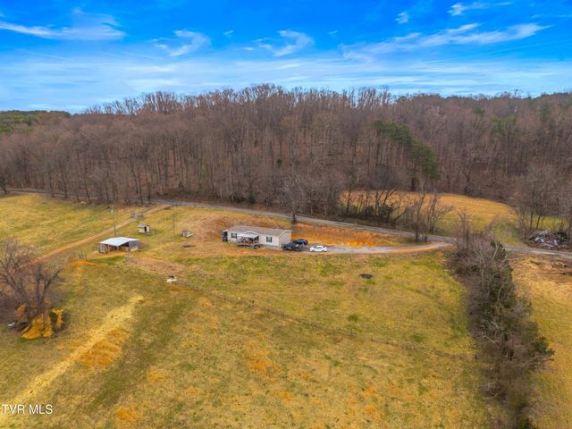 612 Grassy Valley Road, Whitesburg, TN 37891