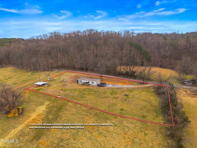 612 Grassy Valley Road, Whitesburg, TN 37891