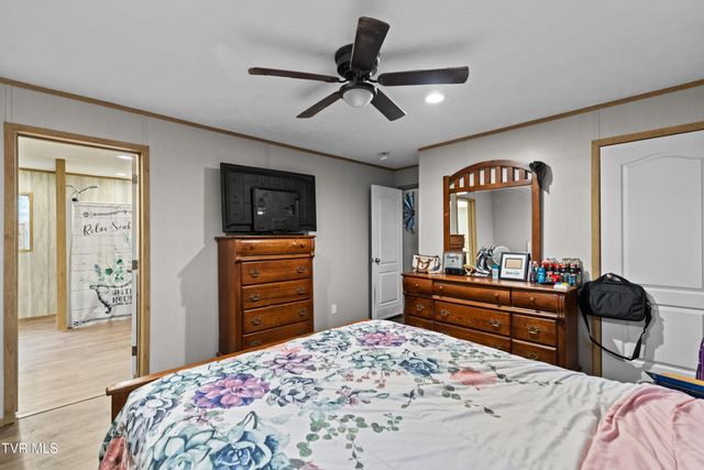 612 Grassy Valley Road, Whitesburg, TN 37891