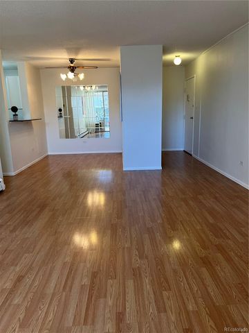 2281 Vaughn 306, Aurora, CO 80014