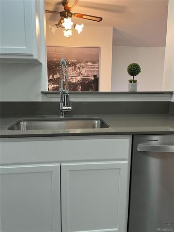 2281 Vaughn 306, Aurora, CO 80014