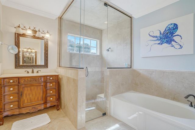 715 SW 25th Place, Boynton Beach, FL 33435