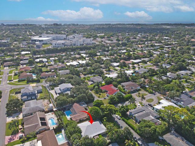 715 SW 25th Place, Boynton Beach, FL 33435