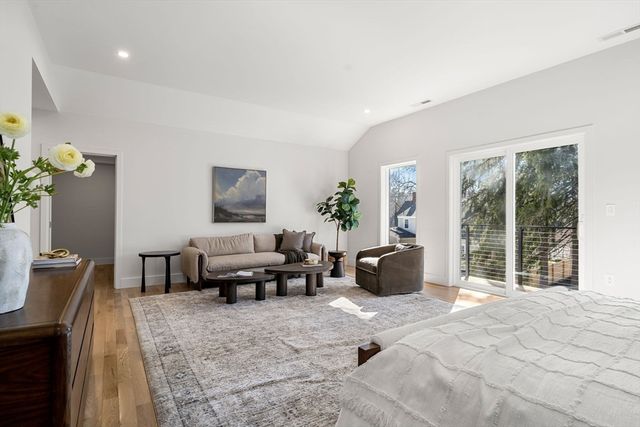 873 Chestnut Street, Newton, MA 02468