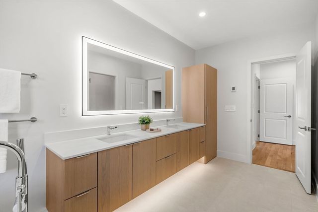 873 Chestnut Street, Newton, MA 02468