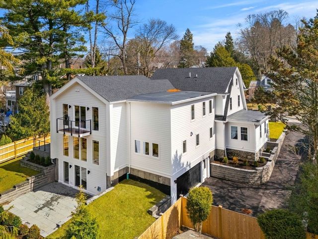 873 Chestnut Street, Newton, MA 02468