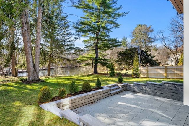 873 Chestnut Street, Newton, MA 02468