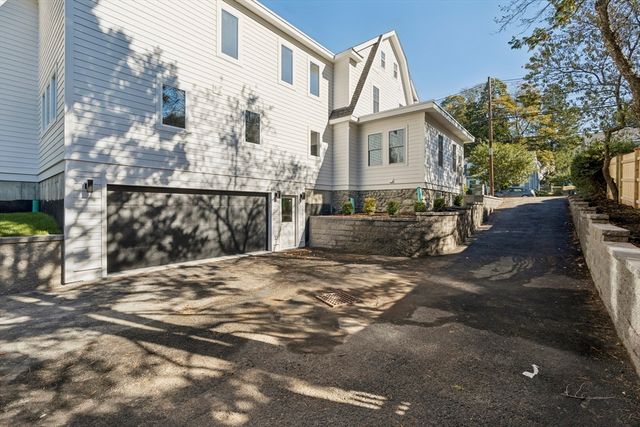 873 Chestnut Street, Newton, MA 02468