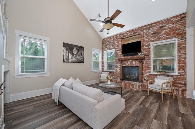 2625 Blacker Rd, West Sacramento, CA 95691