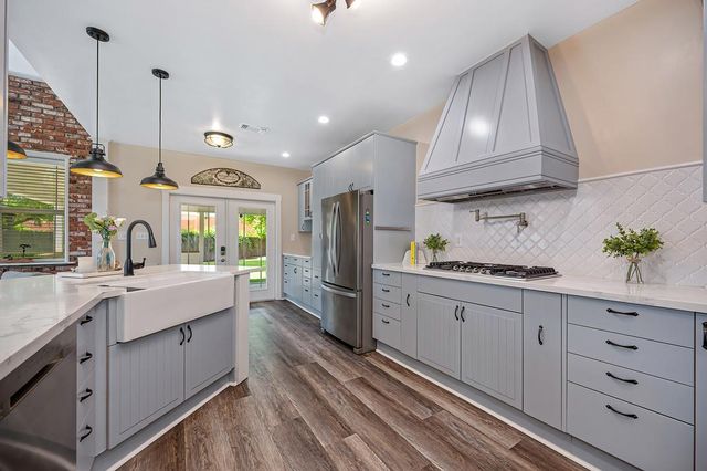 2625 Blacker Rd, West Sacramento, CA 95691