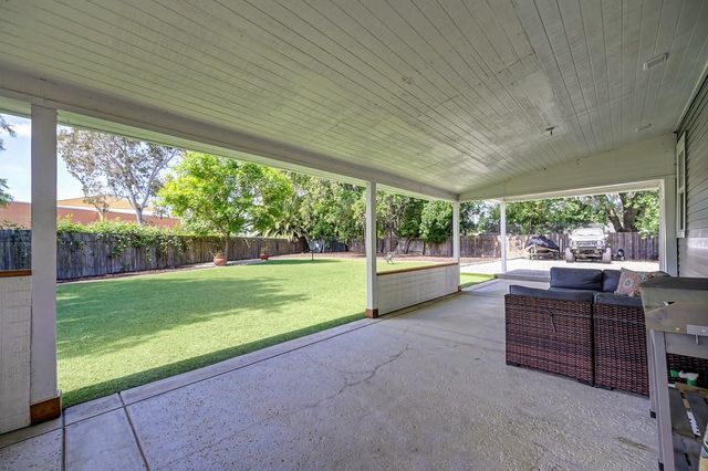 2625 Blacker Rd, West Sacramento, CA 95691