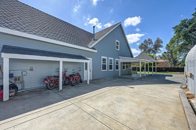 2625 Blacker Rd, West Sacramento, CA 95691