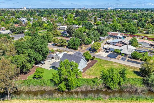 2625 Blacker Rd, West Sacramento, CA 95691