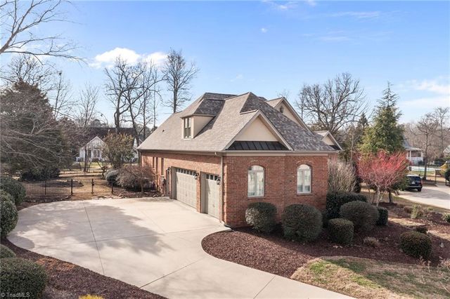 3340 Waterford Place, Burlington, NC 27215