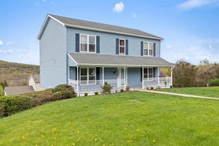 21 Jeffrey Drive, Chester, NY 10918