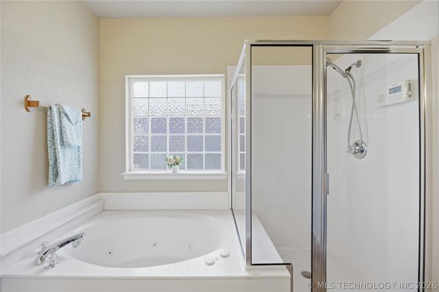 1017 W Quinton Street S, Broken Arrow, OK 74011