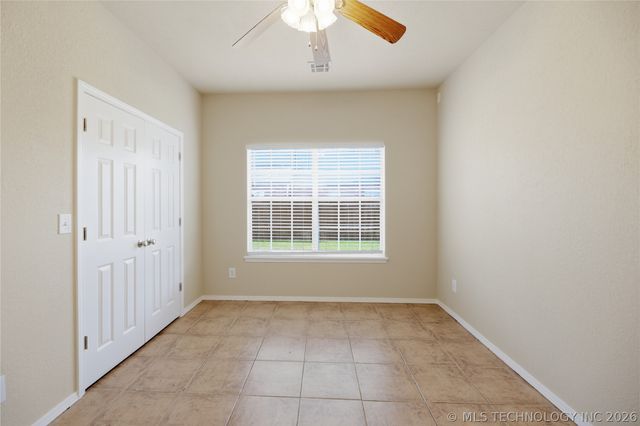1017 W Quinton Street S, Broken Arrow, OK 74011