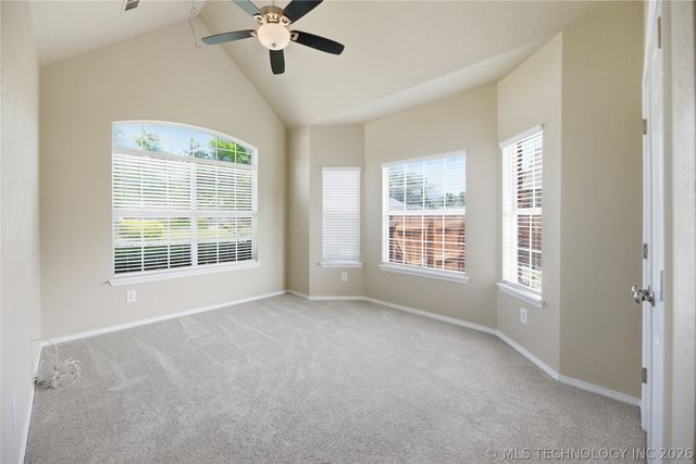 1017 W Quinton Street S, Broken Arrow, OK 74011