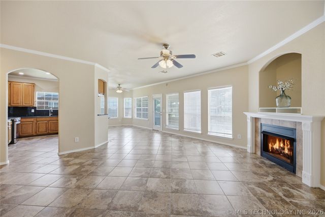 1017 W Quinton Street S, Broken Arrow, OK 74011