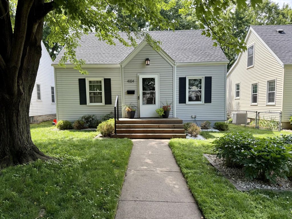4104 Utica Avenue S, Saint Louis Park, MN 55416