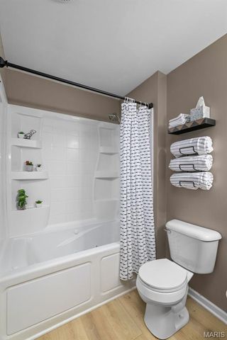 630 Country Village Drive, Lake St Louis, MO 63367