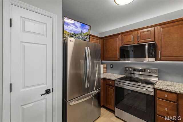 630 Country Village Drive, Lake St Louis, MO 63367