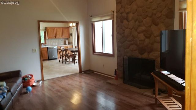 15507 White Oak, Fraser, MI 48026