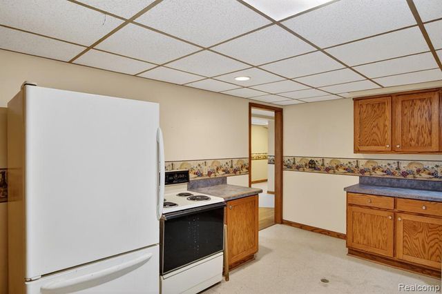 15507 White Oak, Fraser, MI 48026