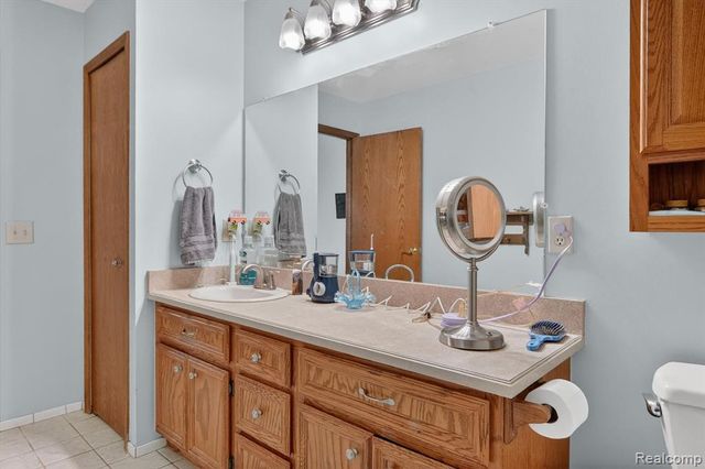 15507 White Oak, Fraser, MI 48026