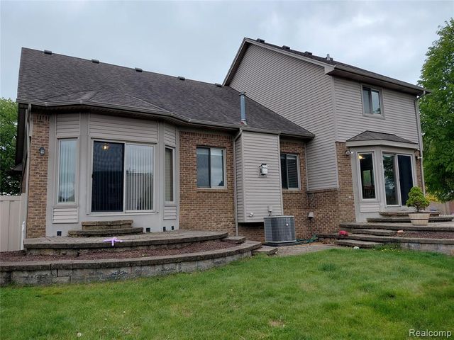 15507 White Oak, Fraser, MI 48026