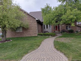 15507 White Oak, Fraser, MI 48026