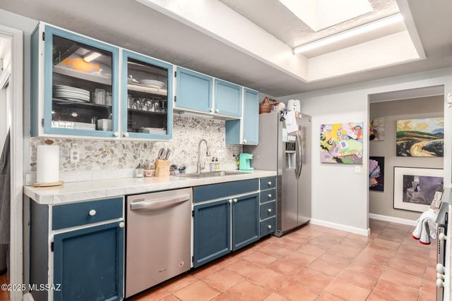 801 W Bella Vista Drive, Green Valley, AZ 85614