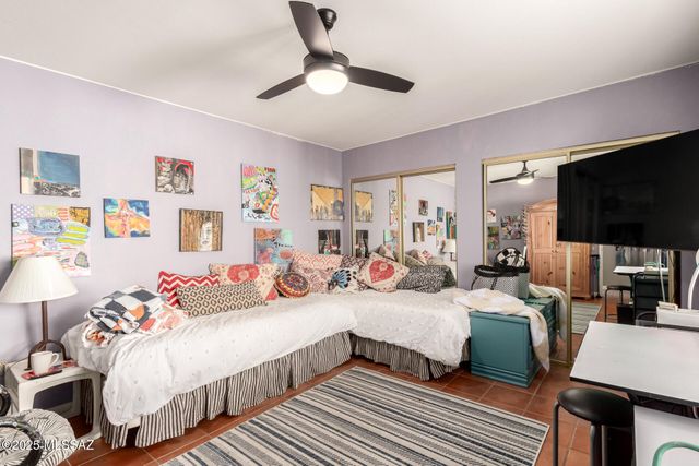 801 W Bella Vista Drive, Green Valley, AZ 85614