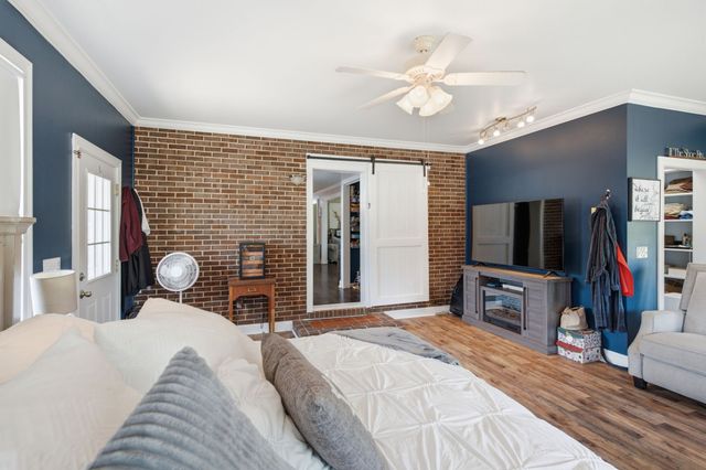 307 S Leath Rd, Portland, TN 37148