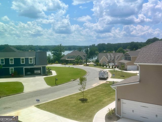 213 Shoreline Way, Macon, GA 31220